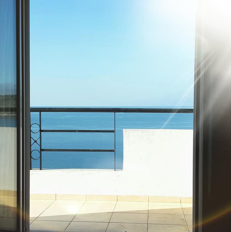 Vila Bello Ksamil Bagian luar foto